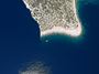 Polaris kotví u ostrova Velký Rašip v NP Kornati